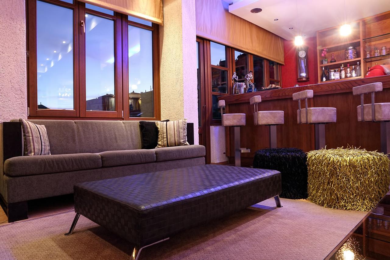 Boutique Hotel Parnassia 阿拉霍瓦 外观 照片